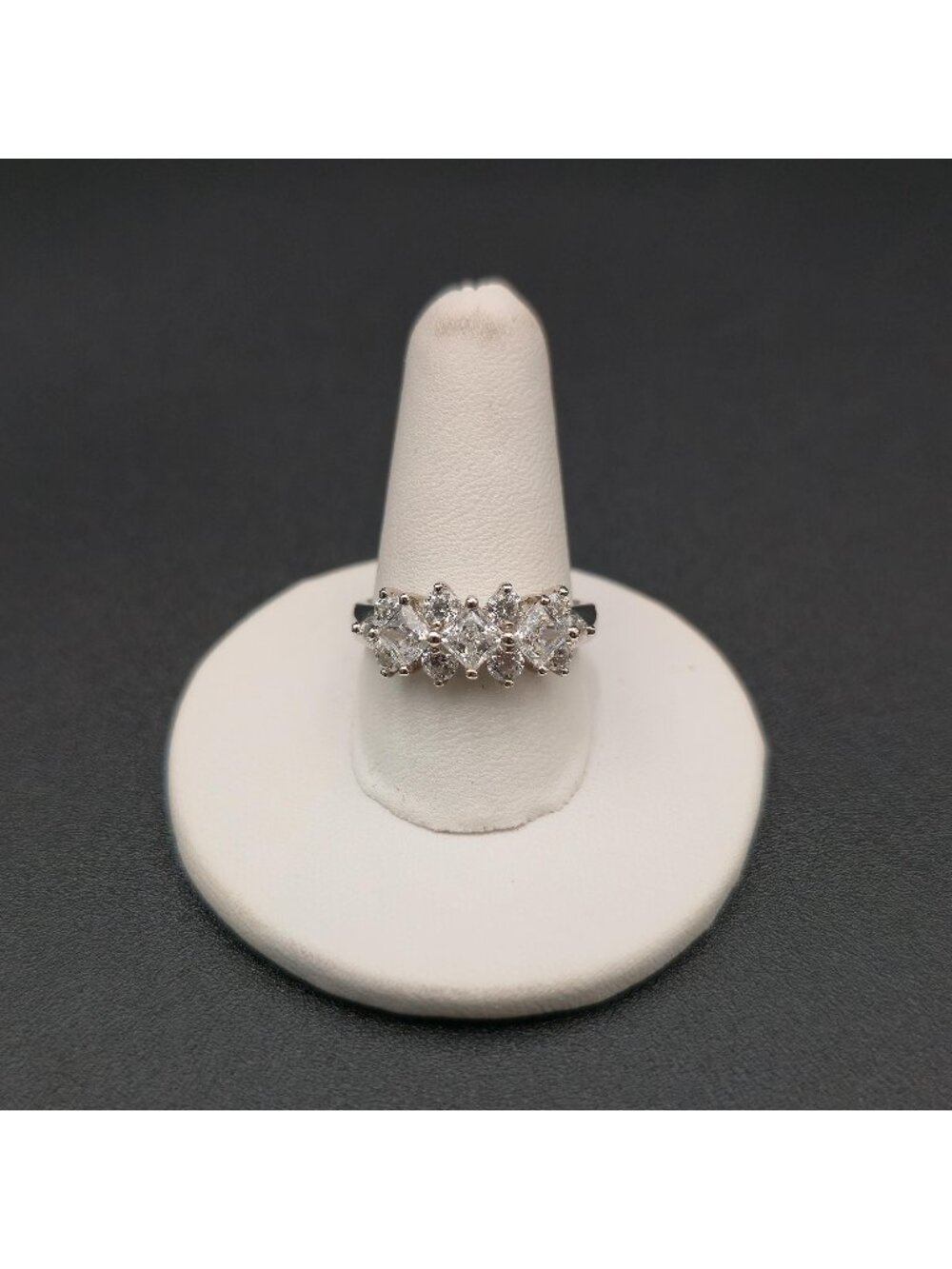 Size 8 Sterling Silver Princess Cut Cubic Zirconia Multi Stone Cluster Ring A883